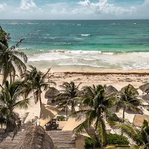 Niken Beachfront 4*, Tulum Mexico